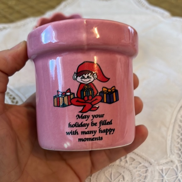 Holiday themed pottery for potpourri, wax or oil - Picture 3 of 8